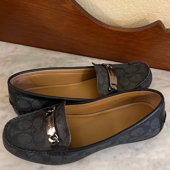 COACH-Olive-Black Loafers-Size-9 - Picture 9 of 12